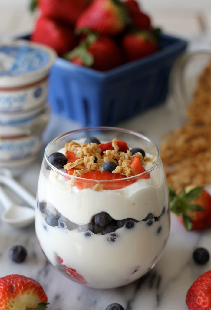 Recipe: Greek Yogurt Berry Parfaits