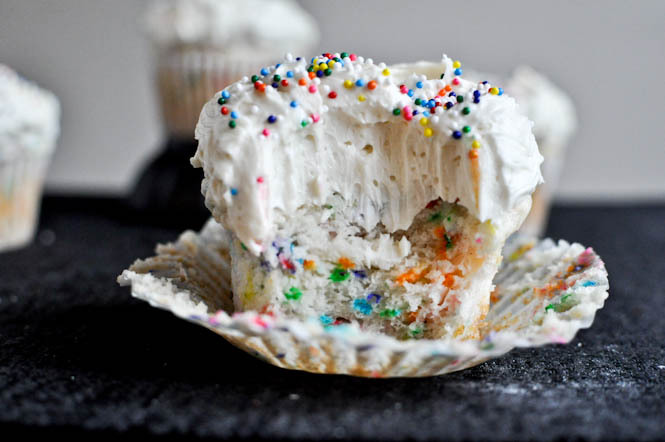 Recipe: Homemade Funfetti Cupcakes