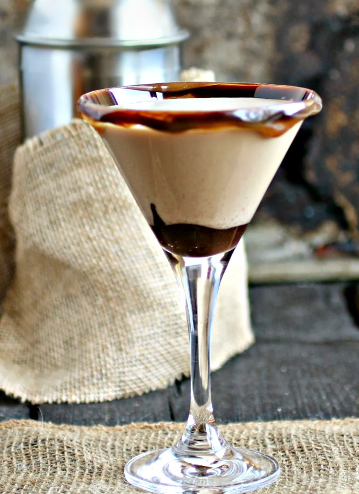 (Chocolate and Peanut Butter Martini)