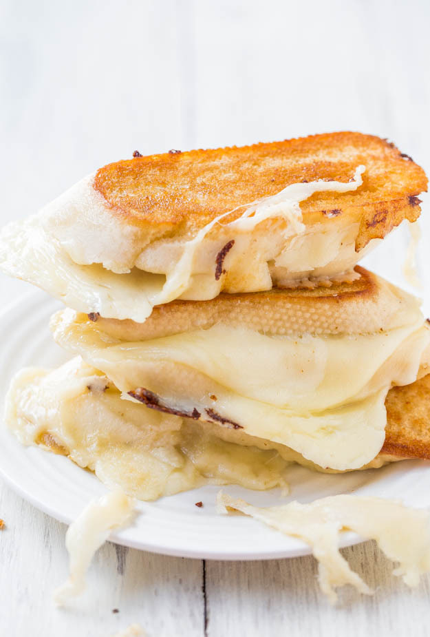 Fontina and Mozzarella Grilled Cheese