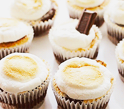 How to make S'mores Cupcakes