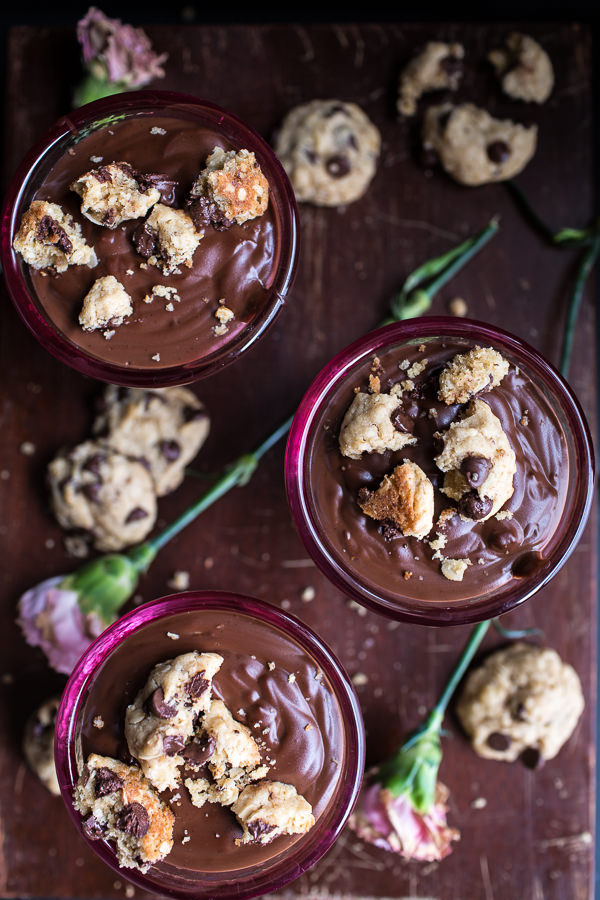 Kahlua chocolate pudding with oatmeal chocolate chip cookies